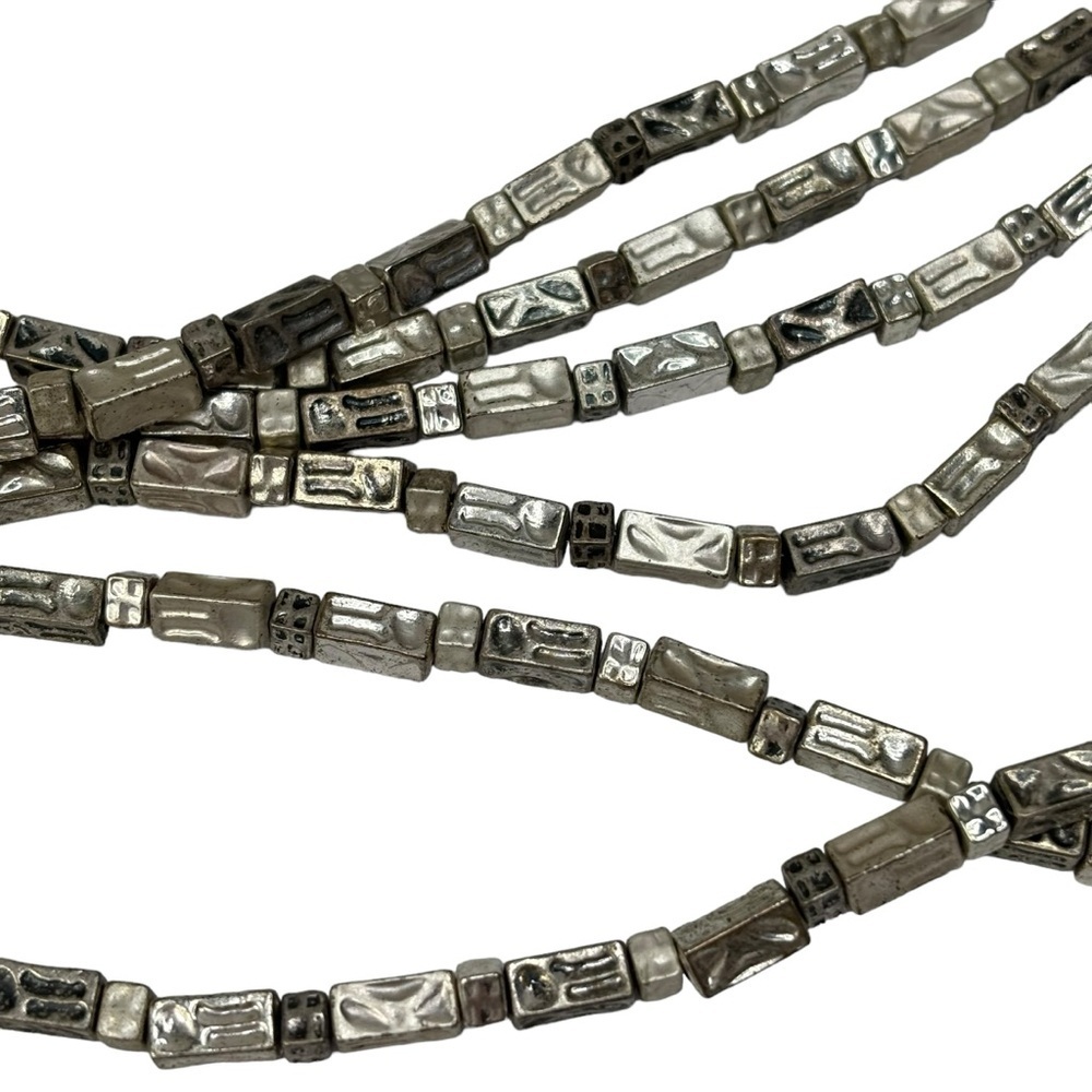 Chico’s Silver Hammered Rectangular Beads 6 Stran… - image 4